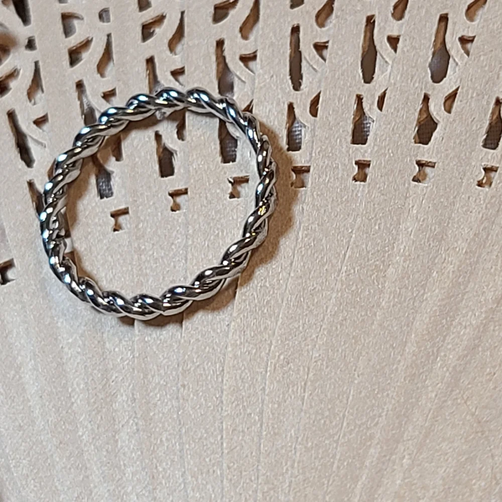 Ladies Ring For Sale Size 6.5